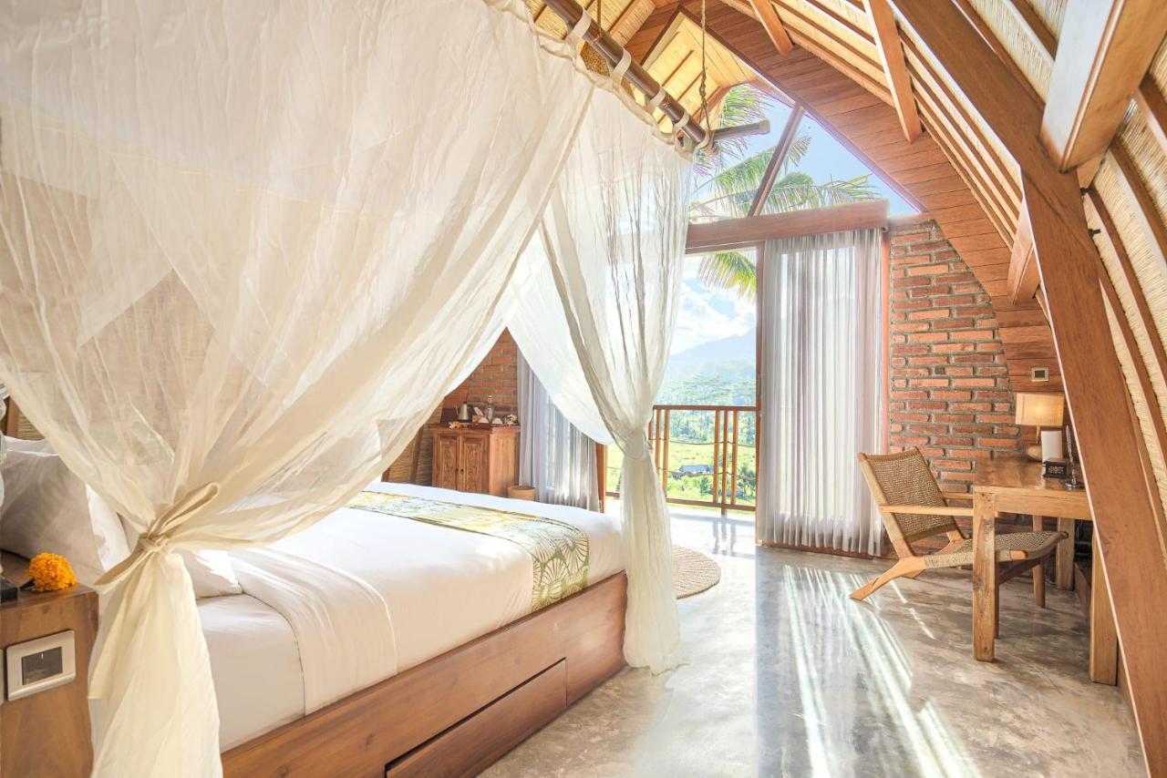 Romantic Barn With Mt. Agung Views Сідемен Екстер'єр фото
