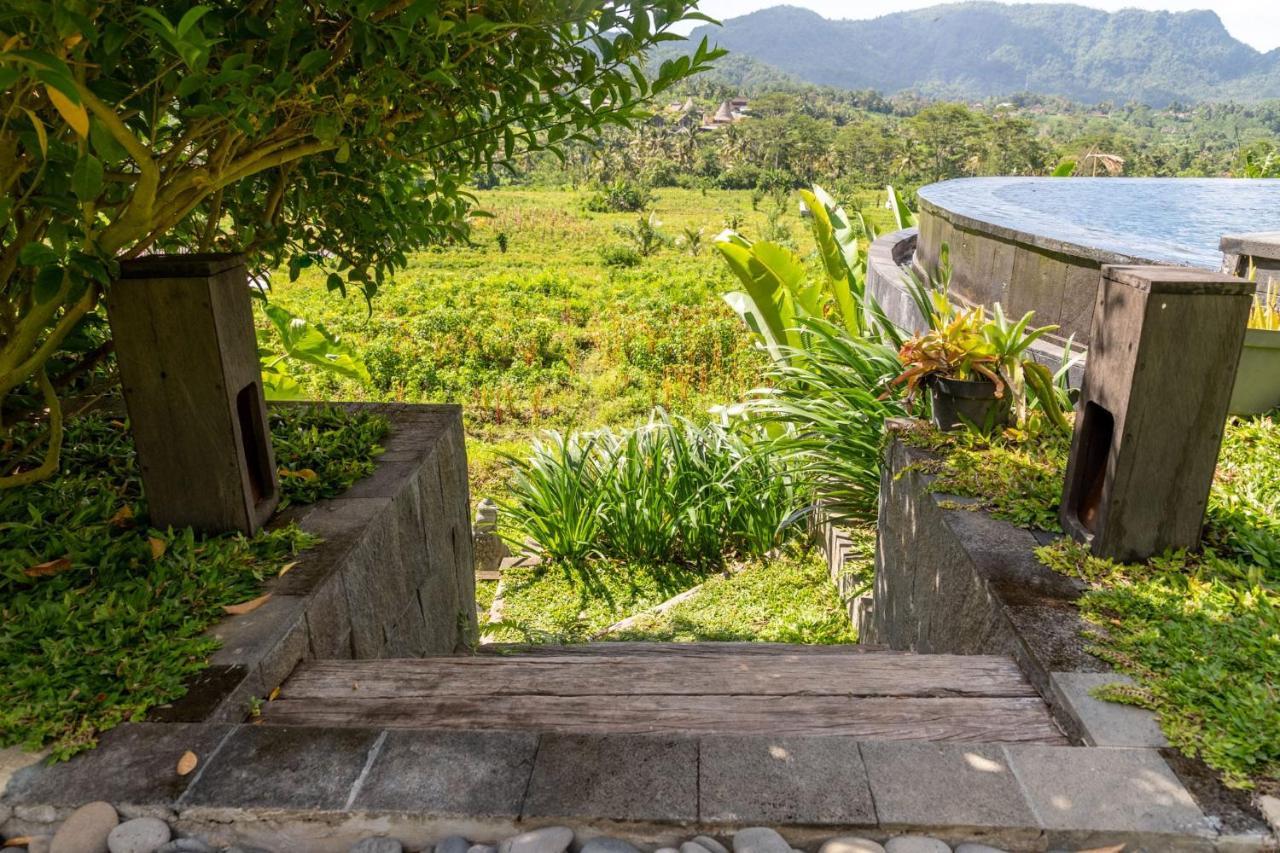Romantic Barn With Mt. Agung Views Сідемен Екстер'єр фото